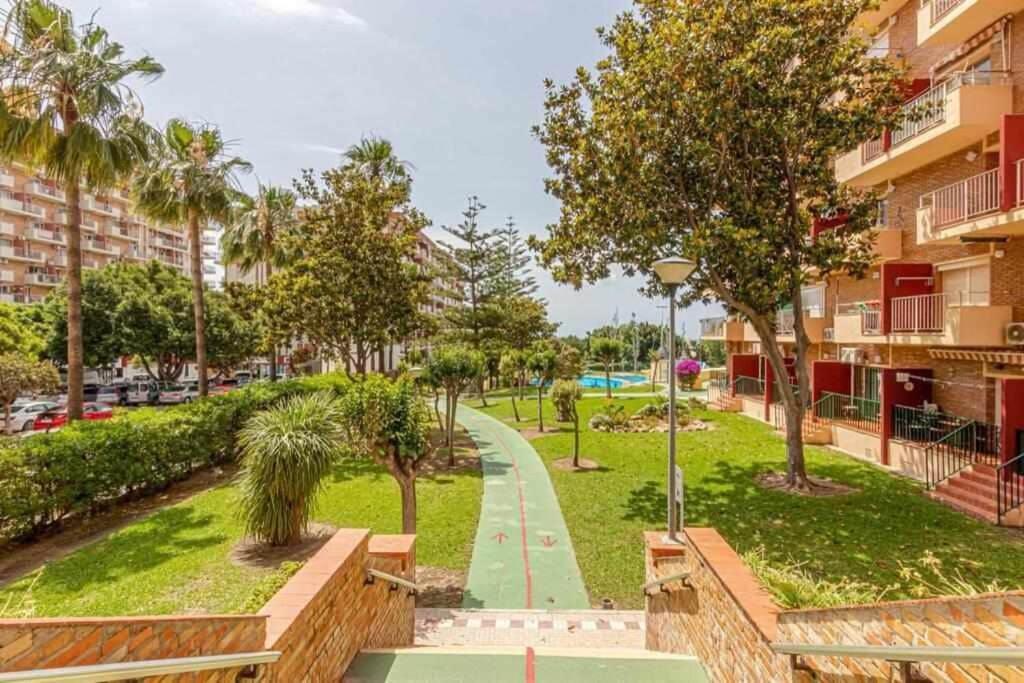 797 - Comodo Estudio 3 En Minerva * Benalmádena